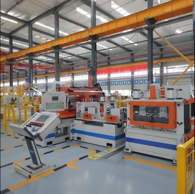 comprar Máquina de moldagem de rolos de calhas de 100 mm de precisão Estrutura solar Máquina de telhado de aço online manufacture